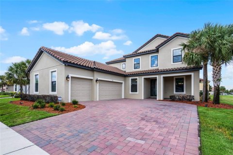 Villa ou maison à vendre à Kissimmee, Floride: 5 chambres, 358.32 m2 № 1298828 - photo 3