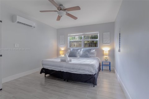 Villa ou maison à vendre à Fort Lauderdale, Floride: 4 chambres, 155.98 m2 № 713752 - photo 21