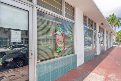 Commercial property in Miami Beach, Florida № 1309777 - photo 17