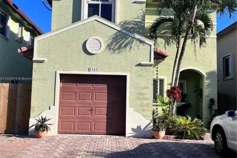 Villa ou maison à vendre à Homestead, Floride: 3 chambres, 140 m2 № 911146 - photo 1