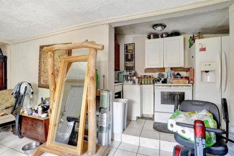 Casa en venta en Pompano Beach, Florida, 2 dormitorios, 87.98 m2 № 587709 - foto 5