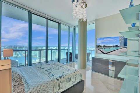 Condominio en venta en Sunny Isles Beach, Florida, 4 dormitorios, 266.72 m2 № 988972 - foto 30