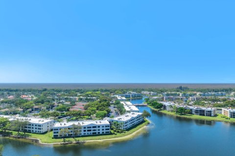 Condominio en venta en Tamarac, Florida, 2 dormitorios, 114.27 m2 № 1120037 - foto 5