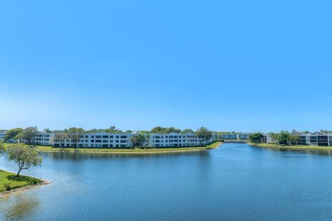 Copropriété à vendre à Tamarac, Floride: 2 chambres, 114.27 m2 № 1120037 - photo 12