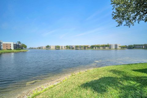 Copropriété à vendre à Tamarac, Floride: 2 chambres, 114.27 m2 № 1120037 - photo 13