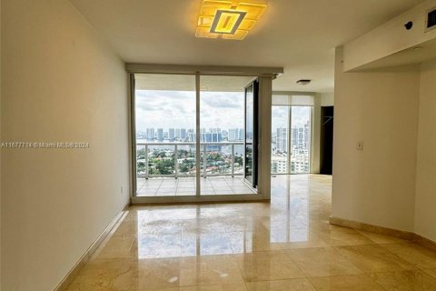 Condo in Sunny Isles Beach, Florida, 2 bedrooms  № 1403037 - photo 7