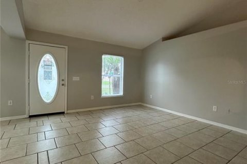 Villa ou maison à vendre à Kissimmee, Floride: 3 chambres, 150.41 m2 № 1359821 - photo 4