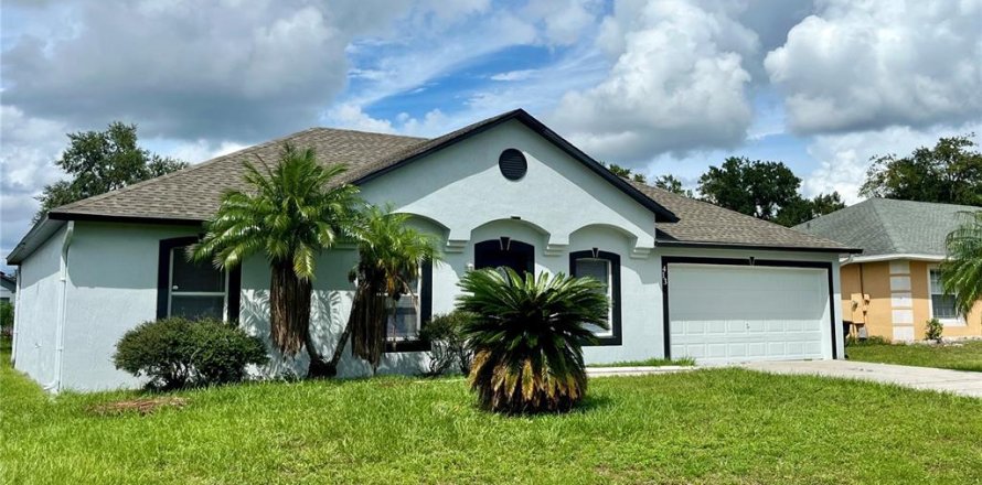 House in Kissimmee, Florida 3 bedrooms, 150.41 sq.m. № 1359821