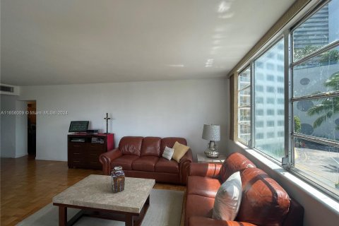 Condominio en alquiler en Miami, Florida, 2 dormitorios, 114.27 m2 № 1355344 - foto 7