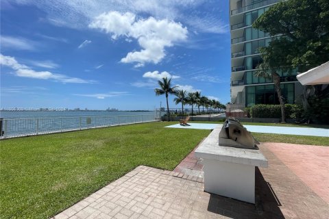 Copropriété à louer à Miami, Floride: 2 chambres, 114.27 m2 № 1355344 - photo 25