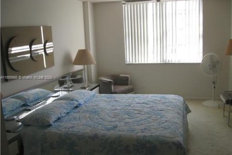 Condo in Sunny Isles Beach, Florida, 1 bedroom  № 1355260 - photo 7