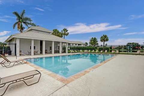 Villa ou maison à vendre à Lake Worth, Floride: 4 chambres, 183.2 m2 № 1231422 - photo 13