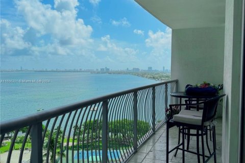 Copropriété à louer à Miami, Floride: 1 chambre, 73.49 m2 № 1358591 - photo 1