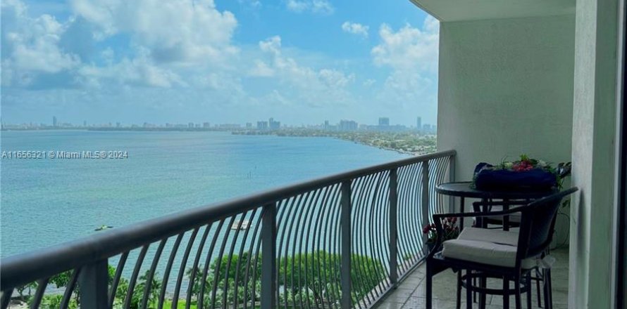 Condo à Miami, Floride, 1 chambre  № 1358591