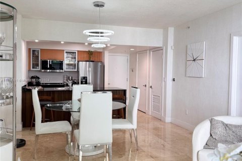 Copropriété à louer à Miami, Floride: 1 chambre, 73.49 m2 № 1358591 - photo 5