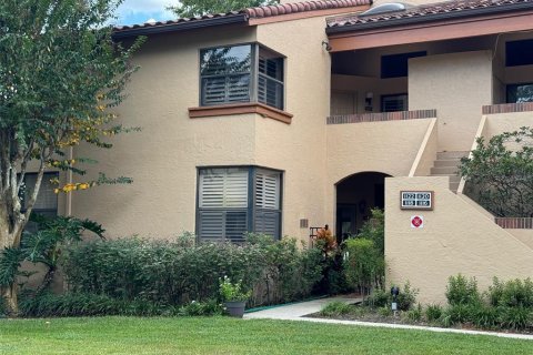 Condo in Orlando, Florida, 3 bedrooms  № 1427646 - photo 1