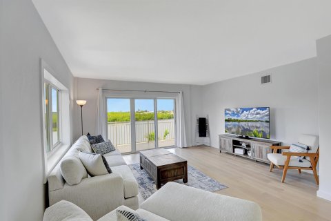 Copropriété à vendre à Ocean Ridge, Floride: 2 chambres, 94.67 m2 № 961458 - photo 15