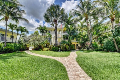 Condo in Ocean Ridge, Florida, 2 bedrooms  № 961458 - photo 27