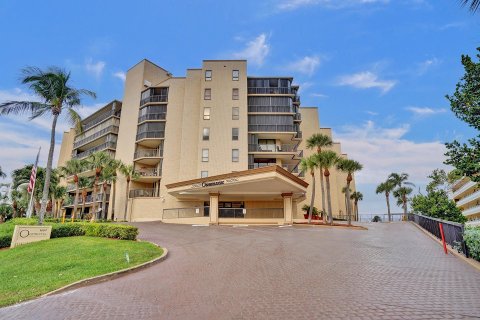 Copropriété à vendre à Hillsboro Beach, Floride: 2 chambres, 159.33 m2 № 1225653 - photo 1