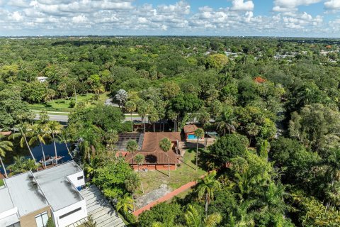 House in Fort Lauderdale, Florida 4 bedrooms, 261.61 sq.m. № 1225693 - photo 12