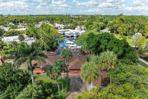 House in Fort Lauderdale, Florida 4 bedrooms, 261.61 sq.m. № 1225693 - photo 30