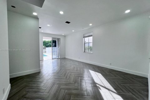 Casa en venta en Weston, Florida, 4 dormitorios, 187.85 m2 № 961312 - foto 13