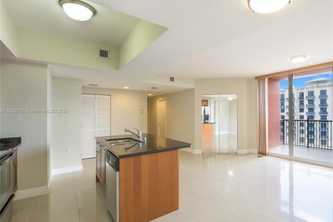 Condo in Coral Gables, Florida, 2 bedrooms  № 1315894 - photo 4