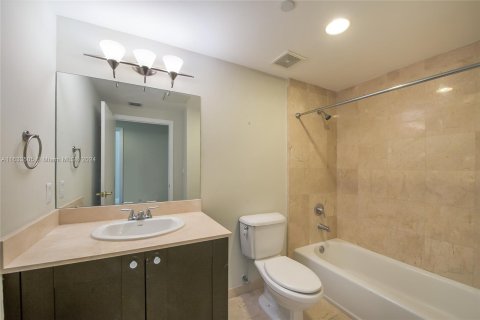 Copropriété à vendre à Coral Gables, Floride: 2 chambres, 101.26 m2 № 1315894 - photo 16