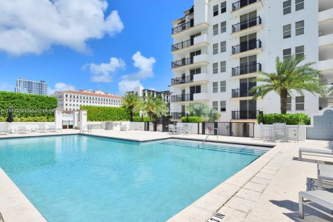 Copropriété à vendre à Coral Gables, Floride: 2 chambres, 101.26 m2 № 1315894 - photo 19