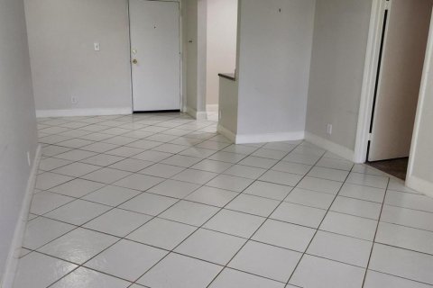 Condo in Boca Raton, Florida, 2 bedrooms  № 987130 - photo 20