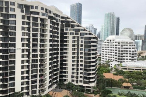 Condominio en venta en Miami, Florida, 2 dormitorios, 95.69 m2 № 990951 - foto 6