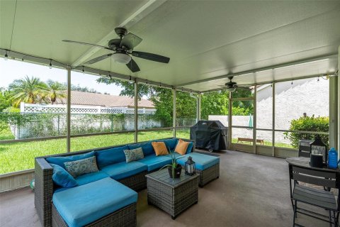 Casa en venta en Coral Springs, Florida, 3 dormitorios, 194.72 m2 № 1360422 - foto 23