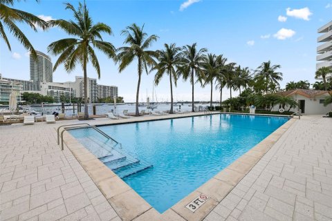 Condominio en venta en Miami Beach, Florida, 1 dormitorio, 83.33 m2 № 1360368 - foto 23