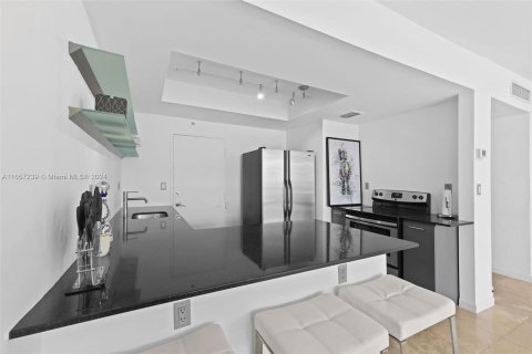 Condominio en venta en Miami Beach, Florida, 1 dormitorio, 83.33 m2 № 1360368 - foto 15