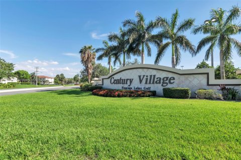 Condo in Pembroke Pines, Florida, 2 bedrooms  № 1293449 - photo 21