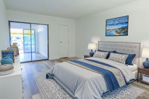 Touwnhouse à vendre à Miami Lakes, Floride: 3 chambres, 135.64 m2 № 1375670 - photo 11