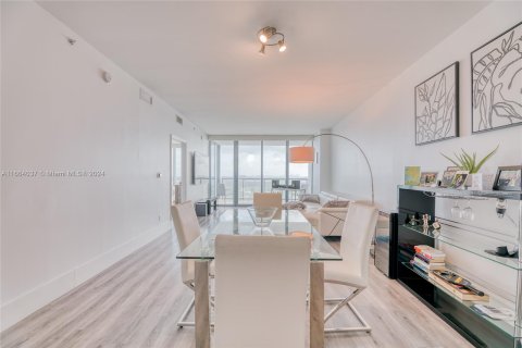 Copropriété à vendre à Miami, Floride: 2 chambres, 107.58 m2 № 1375618 - photo 19