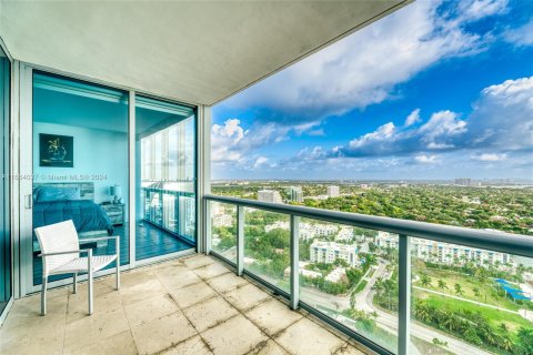 Condo in Miami, Florida, 2 bedrooms  № 1375618 - photo 24