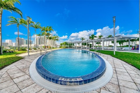 Condominio en venta en Miami, Florida, 2 dormitorios, 107.58 m2 № 1375618 - foto 29