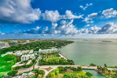 Condo in Miami, Florida, 2 bedrooms  № 1375618 - photo 26