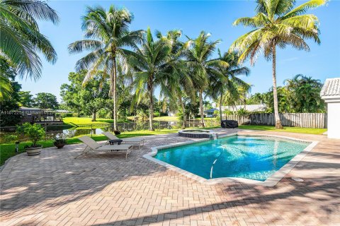 Villa ou maison à vendre à Plantation, Floride: 4 chambres, 211.63 m2 № 1396202 - photo 7