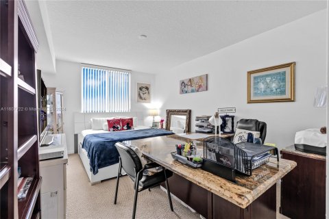 Condo in Aventura, Florida, 2 bedrooms  № 1230880 - photo 17