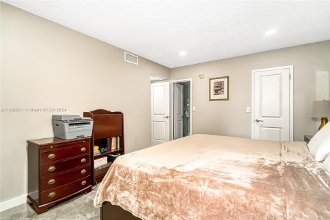 Condominio en venta en Sunny Isles Beach, Florida, 1 dormitorio, 57.23 m2 № 1232188 - foto 23