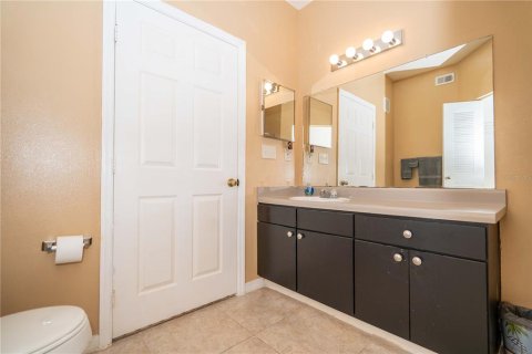 Condo in Tampa, Florida, 2 bedrooms  № 1307473 - photo 19