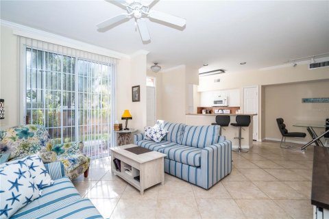 Condo in Tampa, Florida, 2 bedrooms  № 1307473 - photo 4