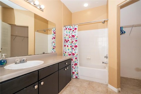 Condo in Tampa, Florida, 2 bedrooms  № 1307473 - photo 18