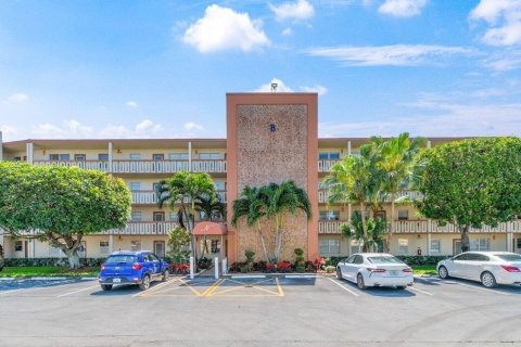 Copropriété à vendre à Boca Raton, Floride: 2 chambres, 83.24 m2 № 1077395 - photo 23