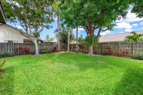 Villa ou maison à vendre à Deerfield Beach, Floride: 4 chambres, 170.94 m2 № 1221659 - photo 16