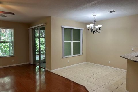 Condo in Naples, Florida, 2 bedrooms  № 1298750 - photo 8