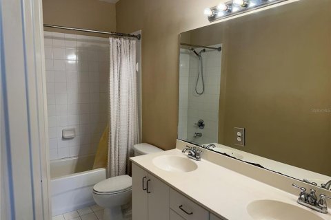 Condo in Naples, Florida, 2 bedrooms  № 1298750 - photo 20